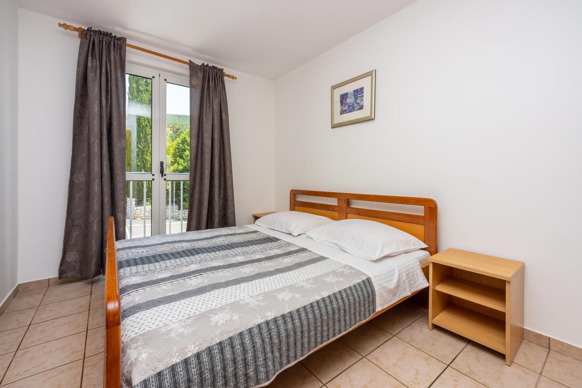 Apartments Obradovic Dramalj Cameră foto
