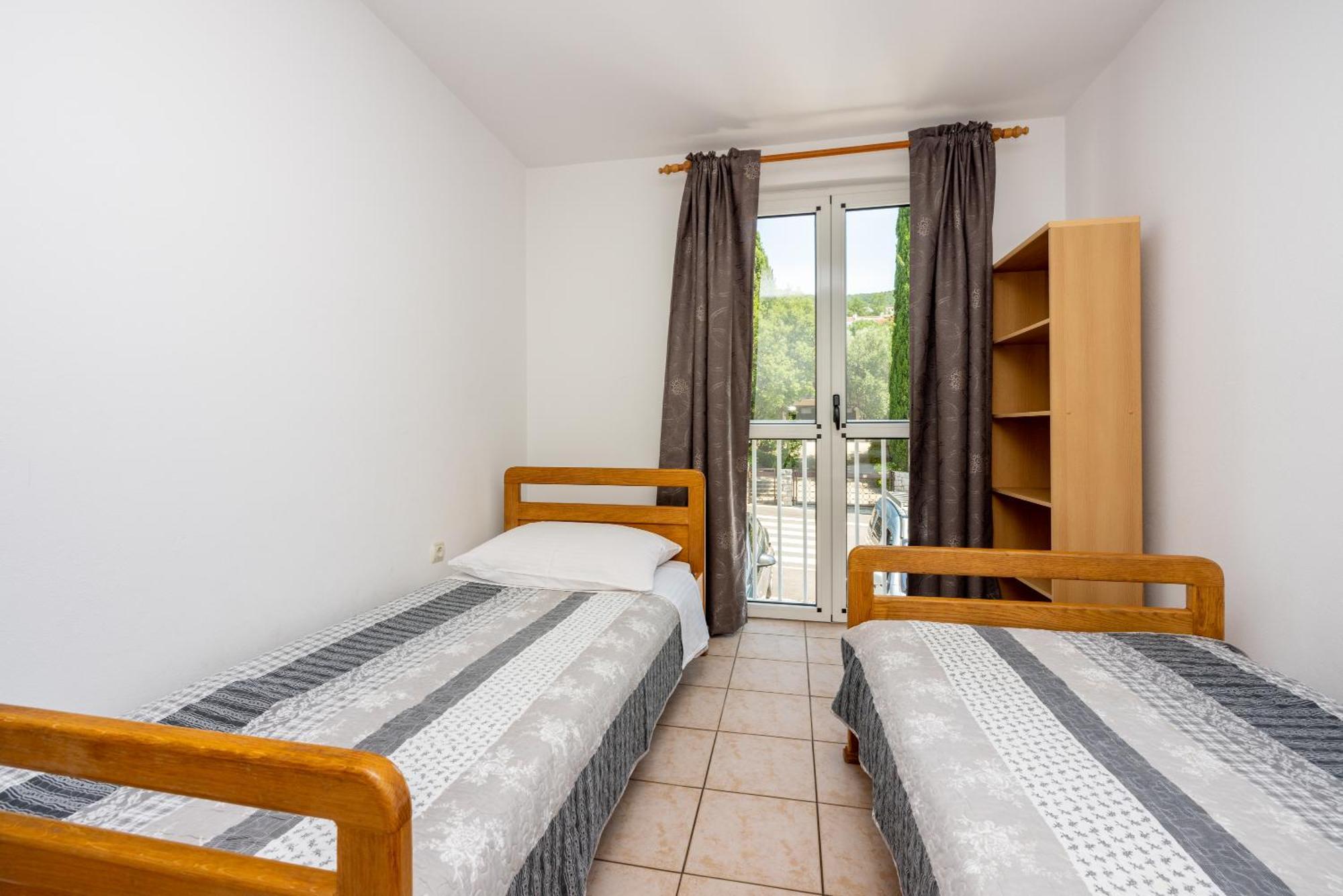 Apartments Obradovic Dramalj Cameră foto